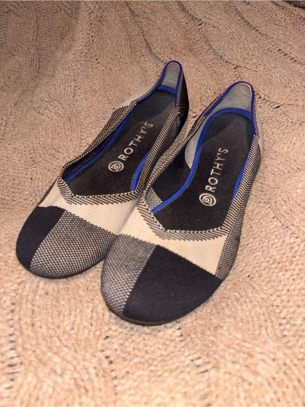 Rothy’s The Flat Black Ivory Check Plaid Ballet Flats Women’s Size 10 US